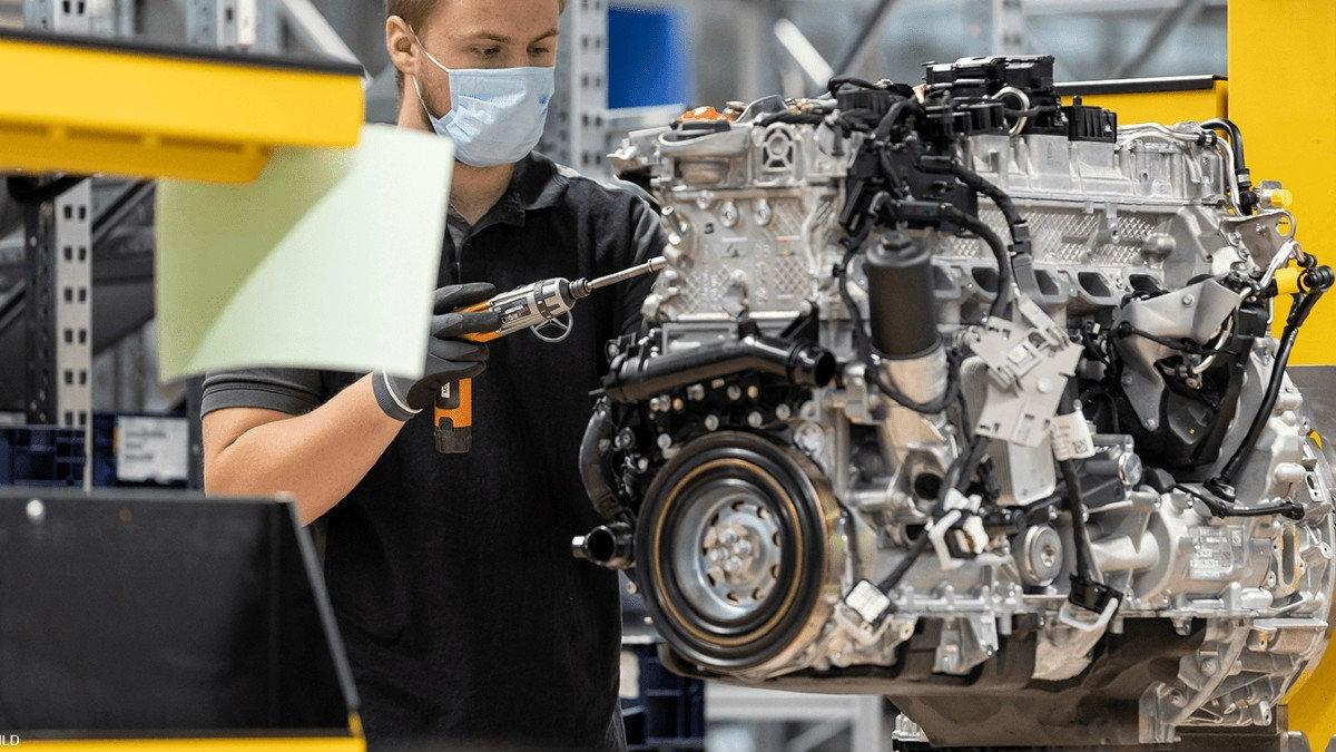 Νέος βενζινοκινητήρας από Daimler και Geely